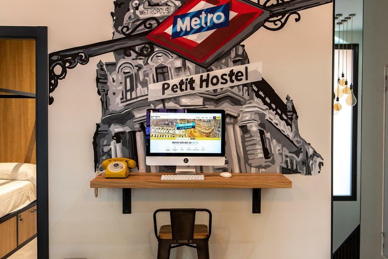 Petit Hostel La Latina (Adults Only) Madrid Exteriör bild