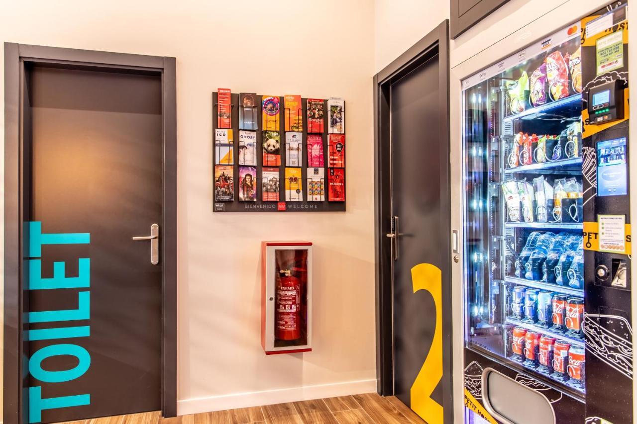 Petit Hostel La Latina (Adults Only) Madrid Exteriör bild